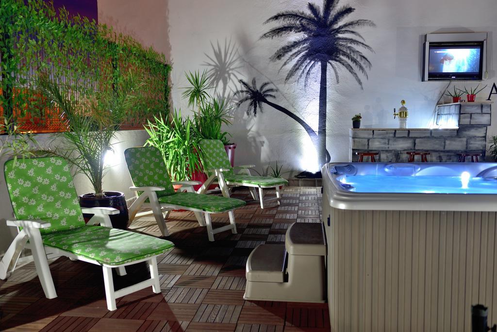Apartment Penthouse Apartment Maric *